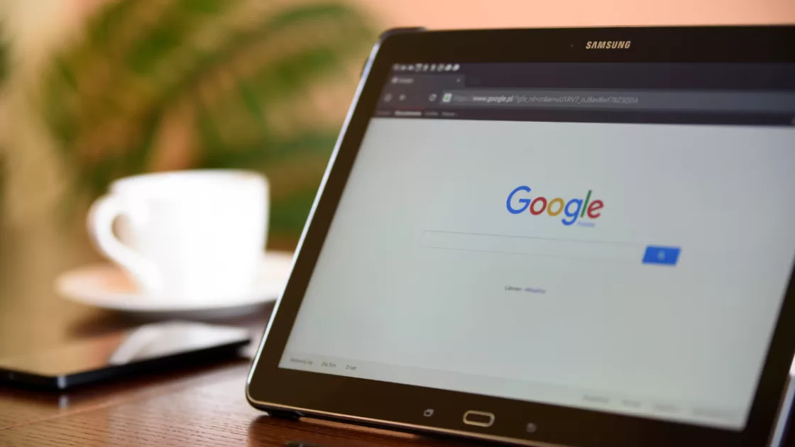 Os 10 famosos mais buscados no Google em 2023