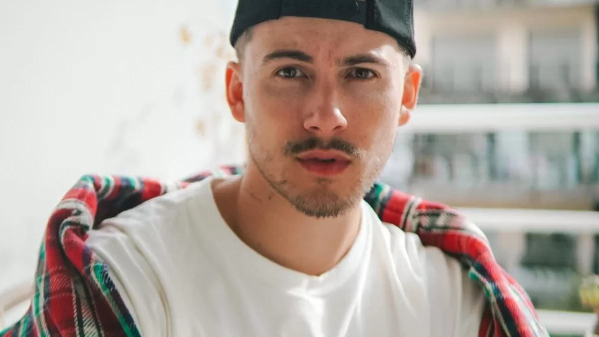 Conheça Gabriel Bernardo, influencer com 2,2 milhões de seguidores no TikTok