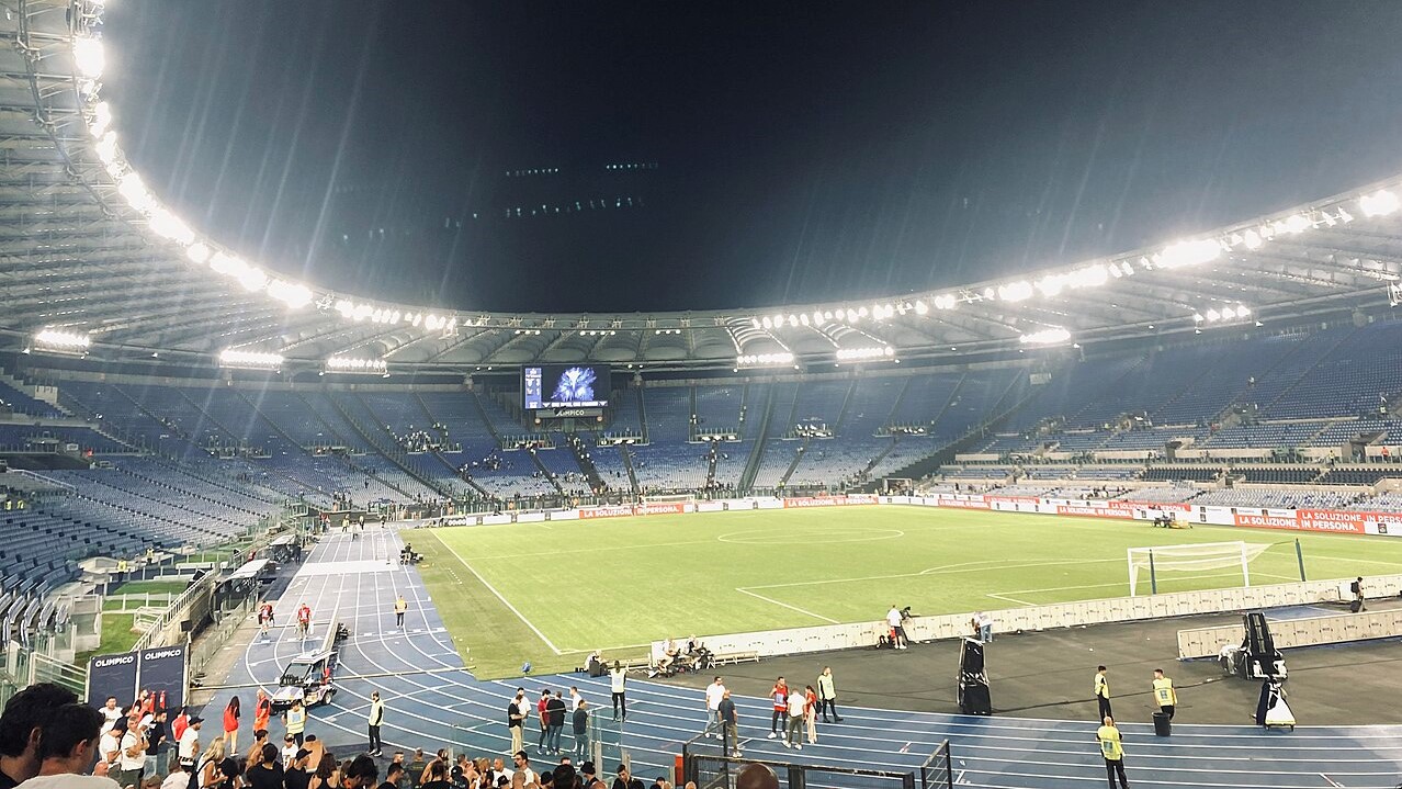 Roma x Porto jogam no estádio Olímpico de Roma