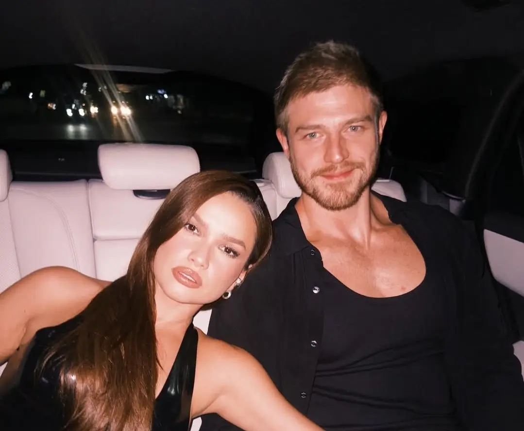 Kaique Cerveny ao lado da noive Juliette (Foto: reprodução Instagram)