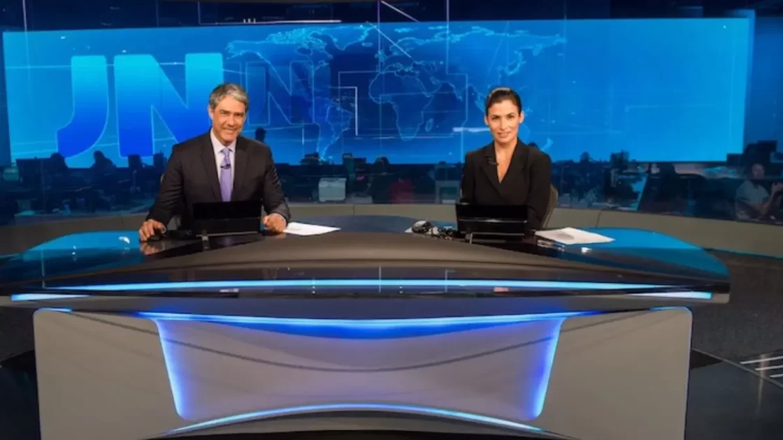 Willian Bonner e Renata Vasconcelos apresentam o Jornal Nacional na TV Globo (Foto: Globo/João Cotta)