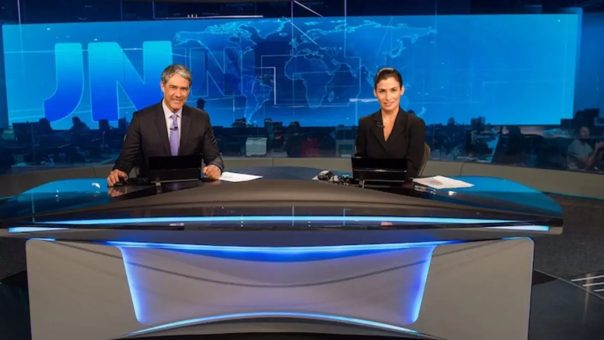 Willian Bonner e Renata Vasconcelos apresentam o Jornal Nacional na TV Globo (Foto: Globo/João Cotta)