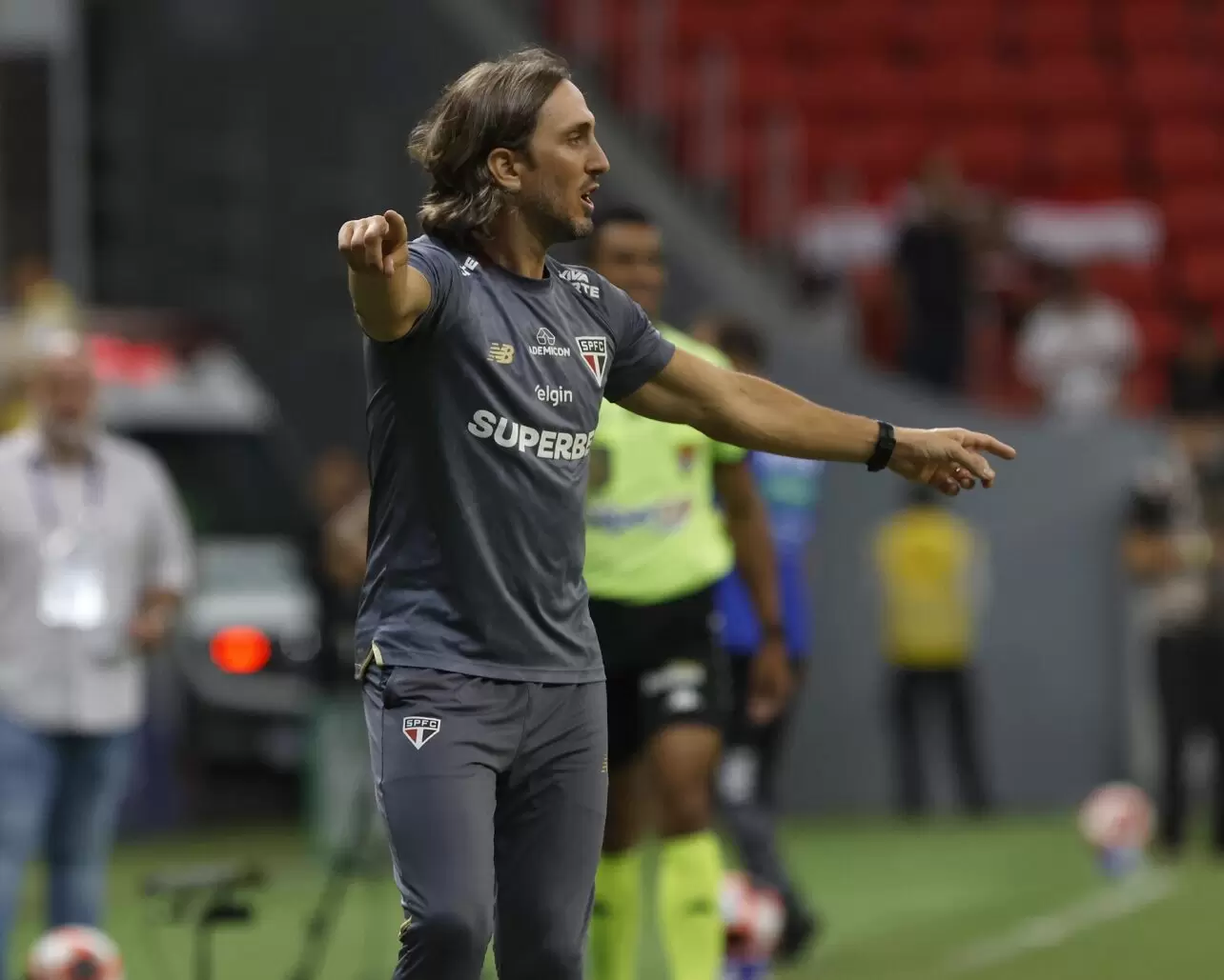 Zubeldia estará em São Paulo x Velo Clube